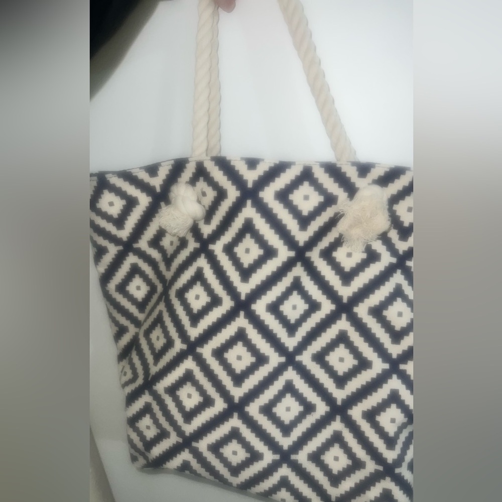 2 tote bags! $5